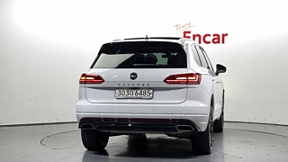 VOLKSWAGEN TOUAREG 2020