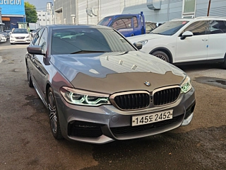 BMW 5-SERIES G30 2020