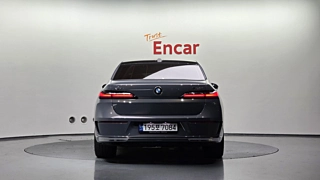 BMW 7-SERIES G70 2023