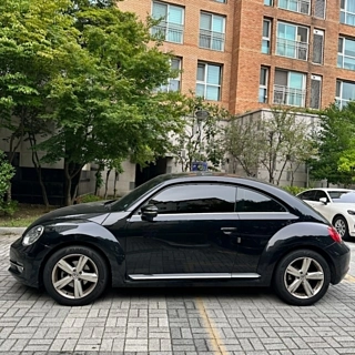VOLKSWAGEN BEATLE 2015
