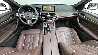 BMW 5-SERIES G30 2019