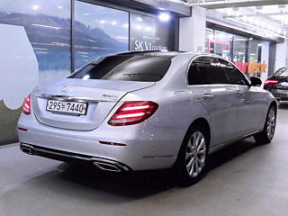 MERCEDES BENZ E-CLASS W213 2016