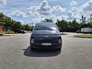 HYUNDAI STARIA 2024