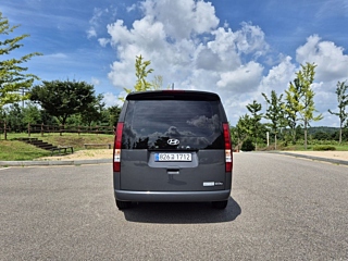 HYUNDAI STARIA 2024