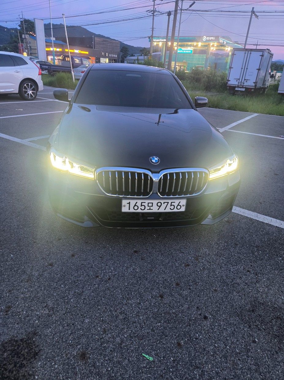 BMW 5-SERIES G30 2020
