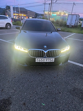 BMW 5-SERIES G30 2020