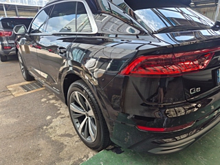AUDI Q8 4M 2021