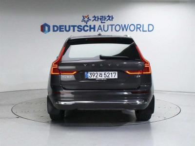 VOLVO XC60 2024