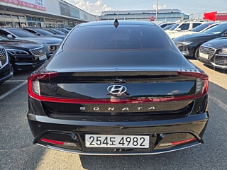 HYUNDAI SONATA DN8 2021