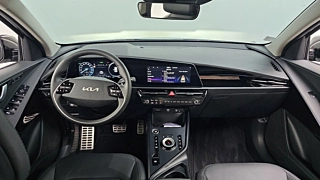 KIA NIRO  Signature 2025