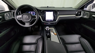 VOLVO V60 CROSS COUNTRY 2023