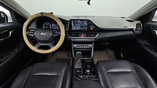 HYUNDAI GRANDEUR IG 2018