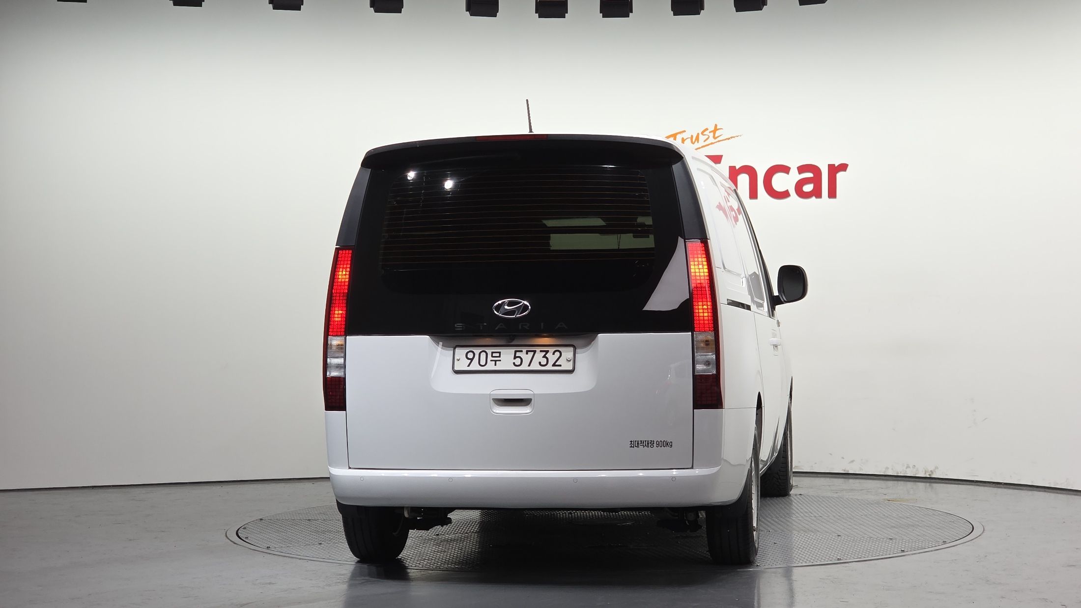 HYUNDAI STARIA 2021