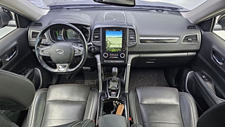 SAMSUNG QM6 2017