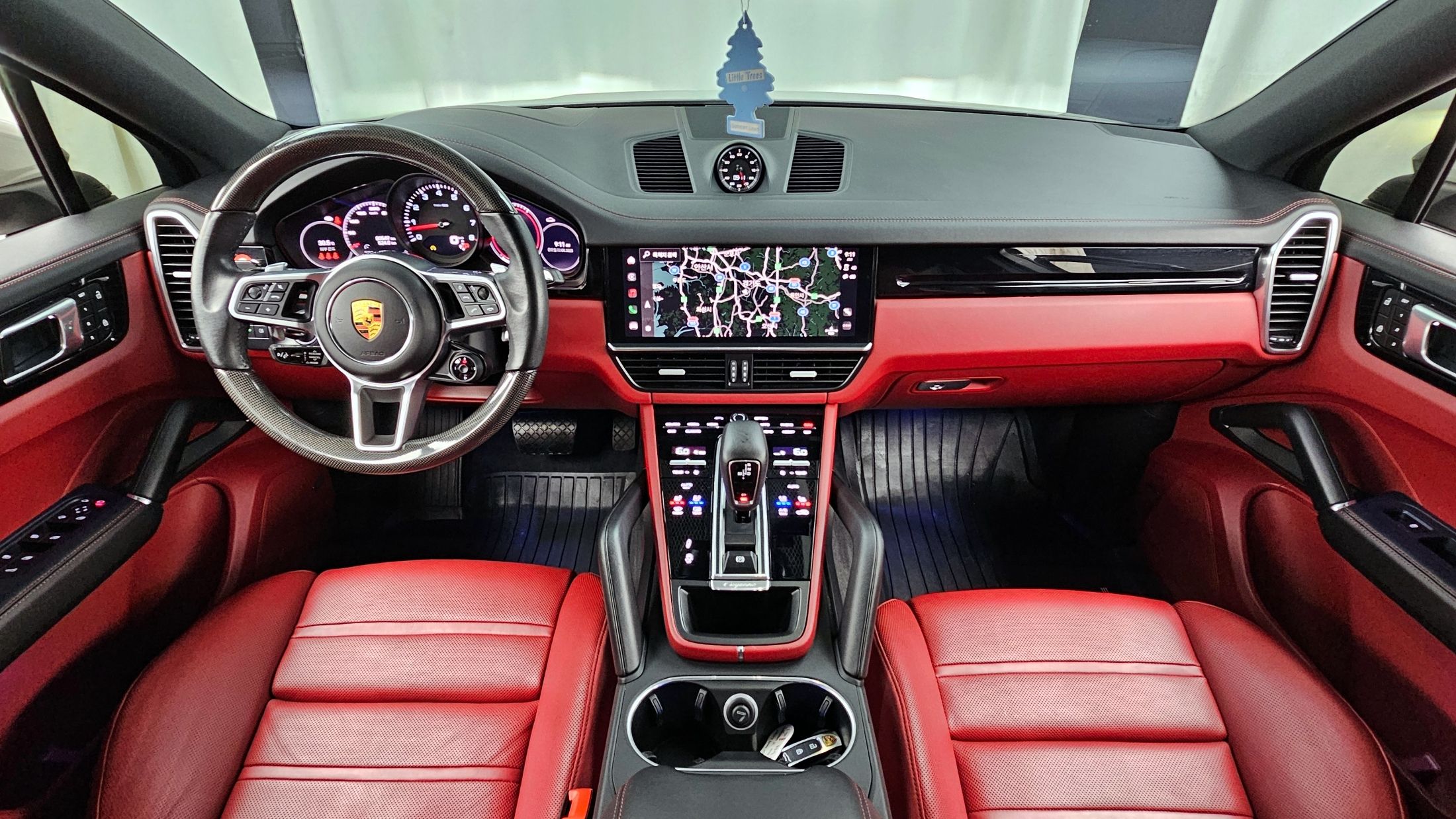 PORSCHE CAYENNE PO536 2022