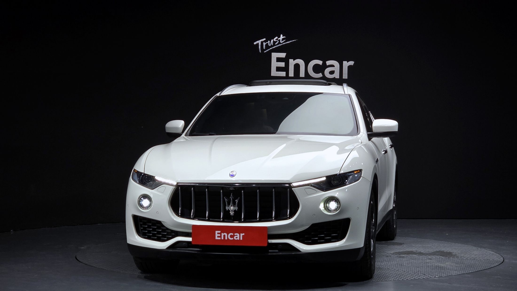 MASERATI LEVANTE 2017