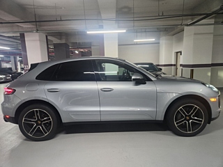 PORSCHE MACAN 2019