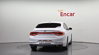 HYUNDAI GRANDEUR IG HYBRID 2017