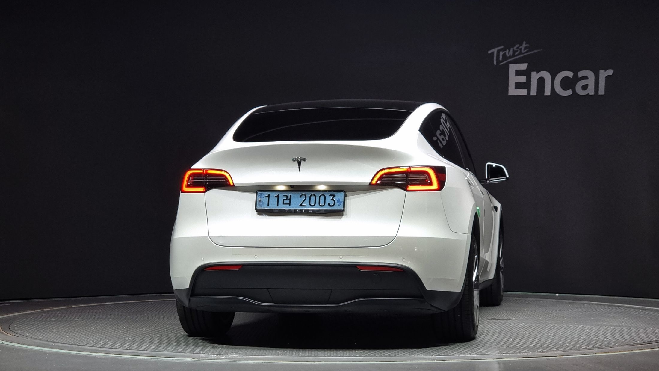 TESLA MODEL Y 2021