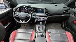 HYUNDAI AVANTE AD 2017