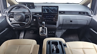 HYUNDAI STARIA 2023