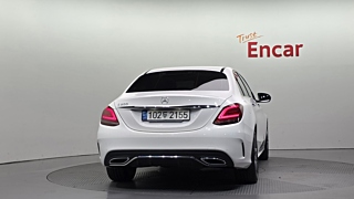 MERCEDES BENZ C-CLASS W205 2021