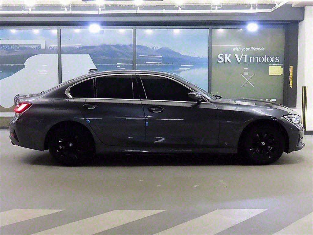 BMW 3-SERIES G20 2021