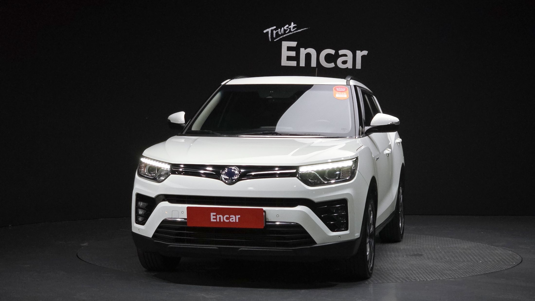 SSANGYONG TIVOLI VERY NEW 2020