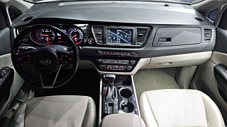 KIA CARNIVAL 2018