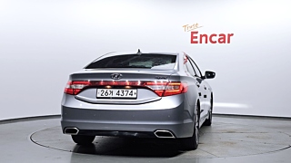 HYUNDAI GRANDEUR HG HYBRID 2016