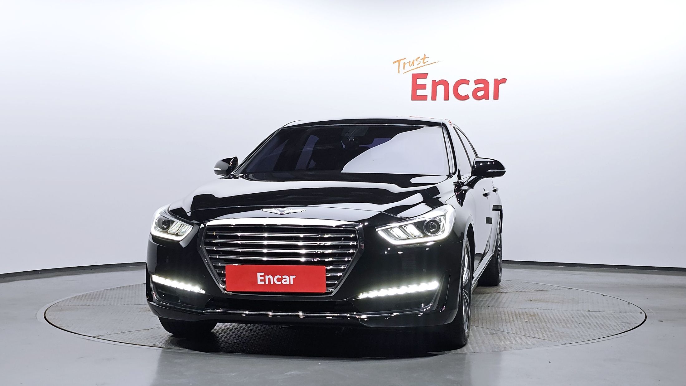 GENESIS EQ900 2016