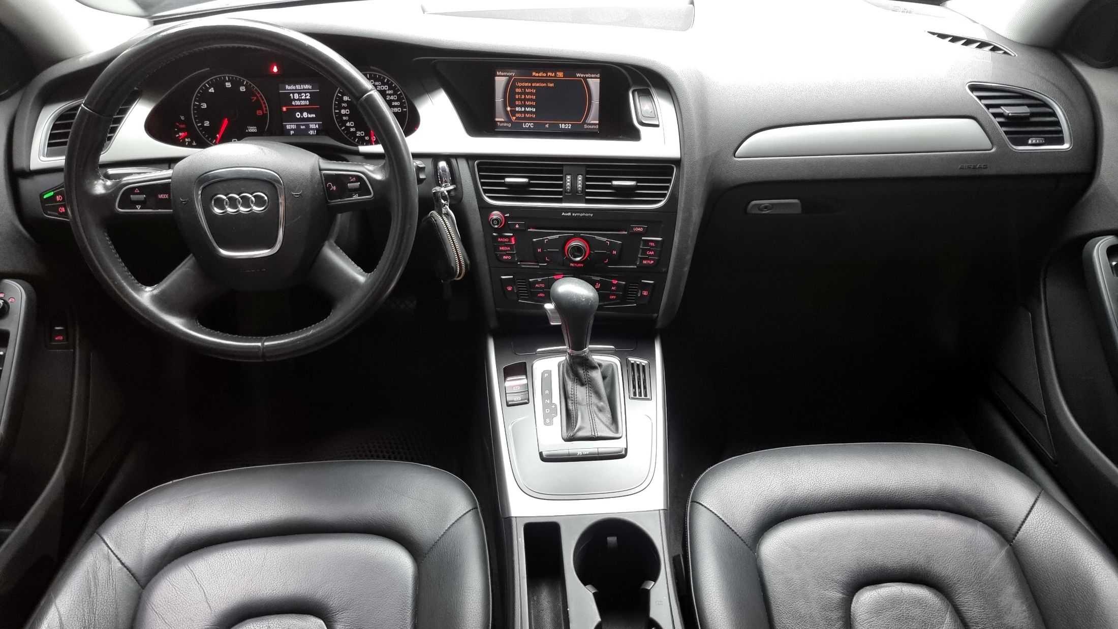 AUDI A4 2011