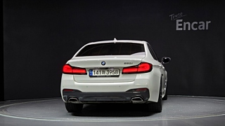 BMW 5-SERIES G30 2021