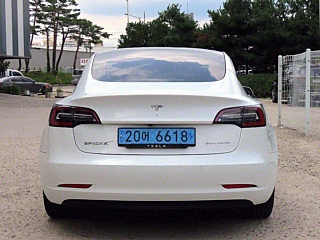 TESLA MODEL 3 2020