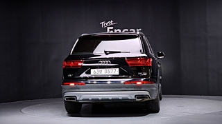 AUDI Q7 4M 2016