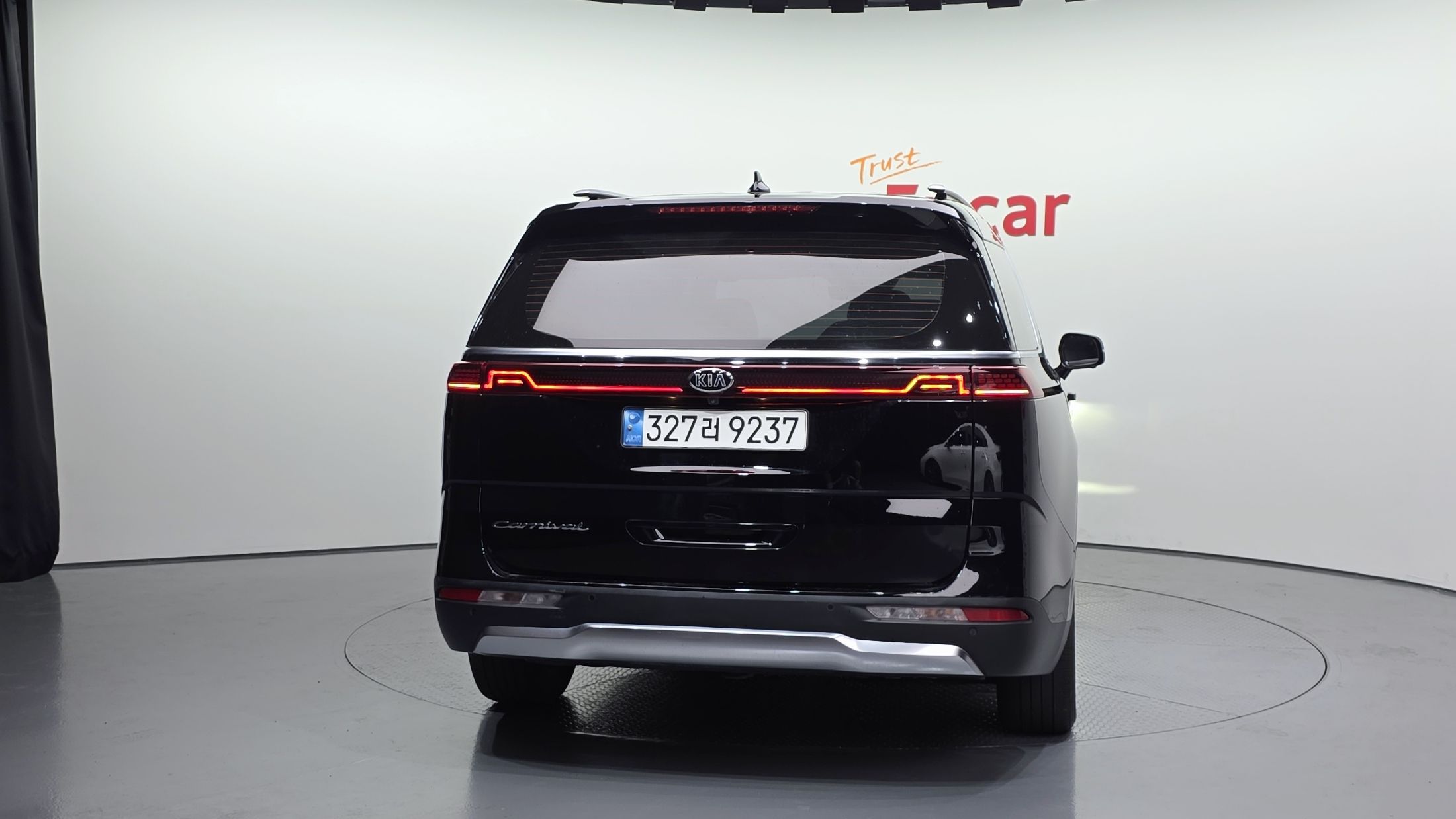 KIA CARNIVAL 2020