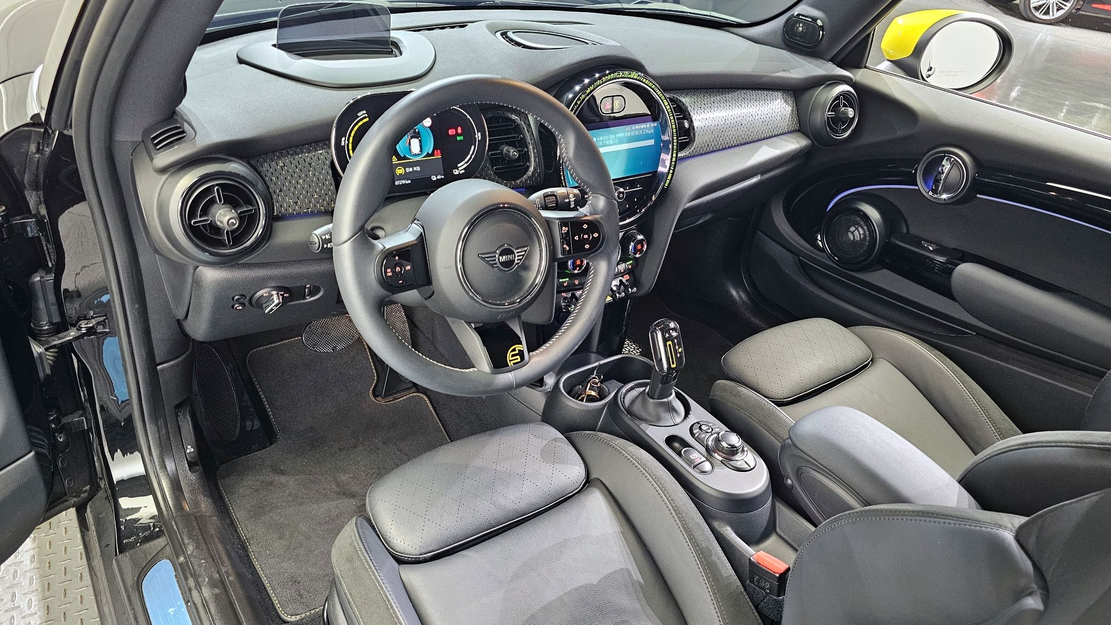 MINI COOPER ELECTRIC 2023