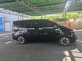 HYUNDAI STARIA 2025