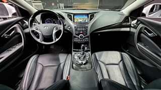 HYUNDAI GRANDEUR HG HYBRID 2016