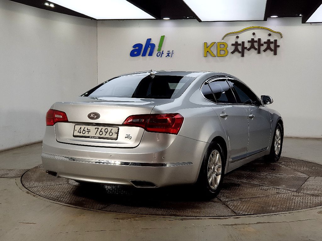 KIA K7 2010