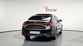 HYUNDAI GRANDEUR IG 2017