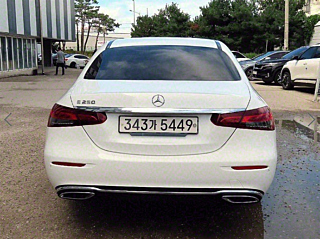 MERCEDES BENZ E-CLASS W213 2021