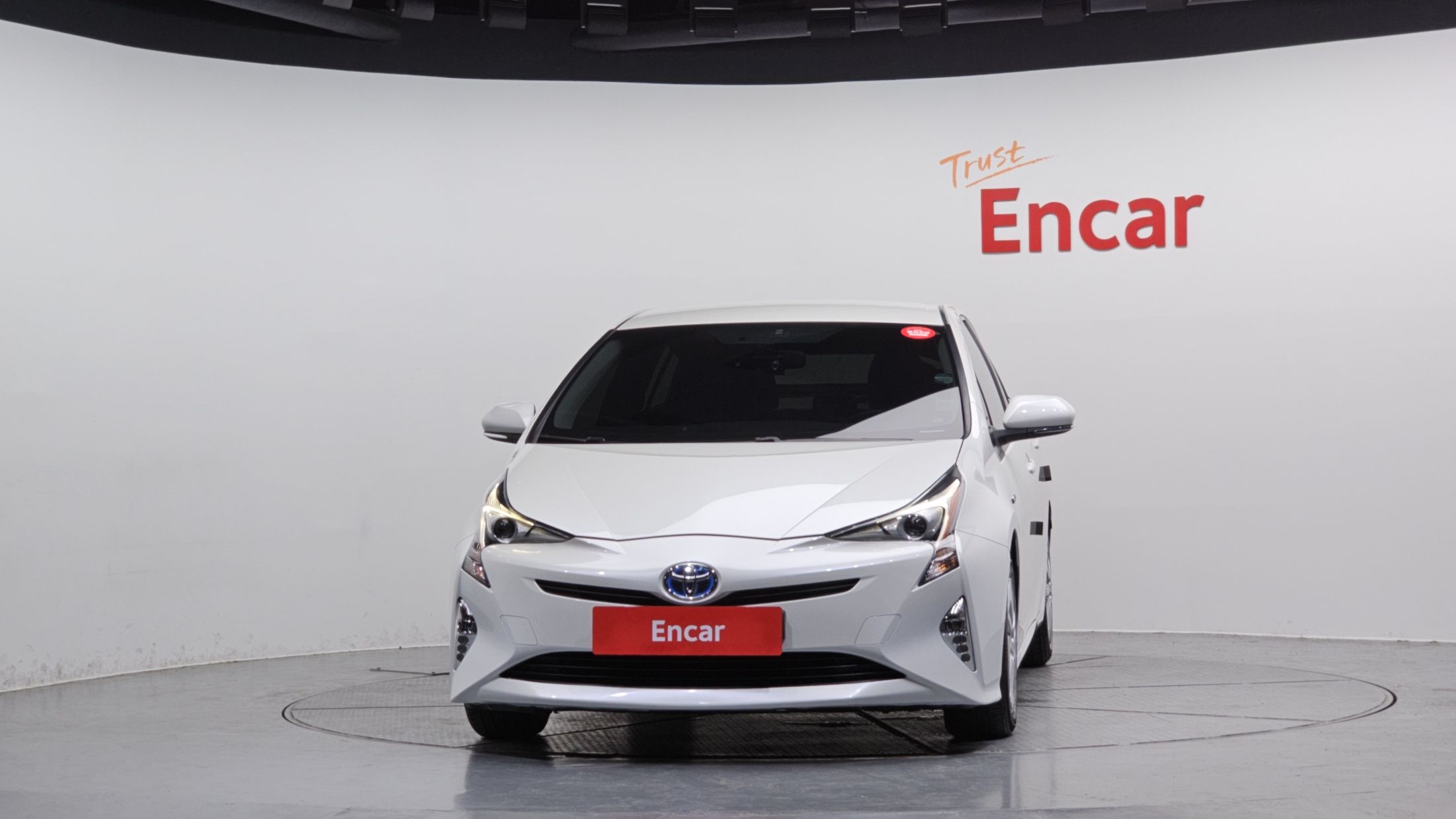 TOYOTA PRIUS 2018