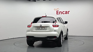 NISSAN JUKE 2016