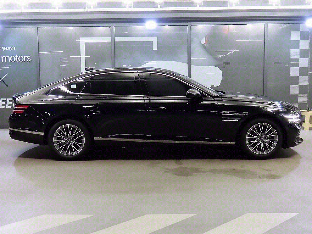 GENESIS G80 RG3 2023
