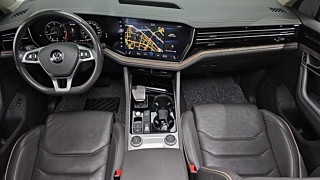 VOLKSWAGEN TOUAREG 2020