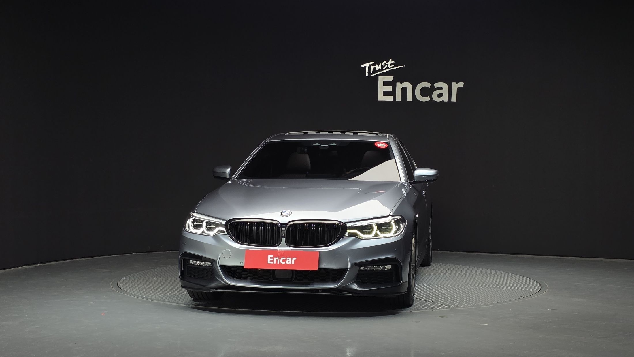 BMW 5-SERIES G30 2018