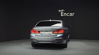BMW 5-SERIES G30 2018