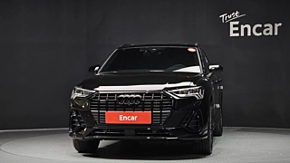 AUDI Q3 F3 2025