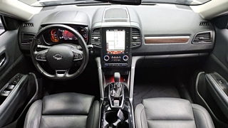 SAMSUNG QM6 2019